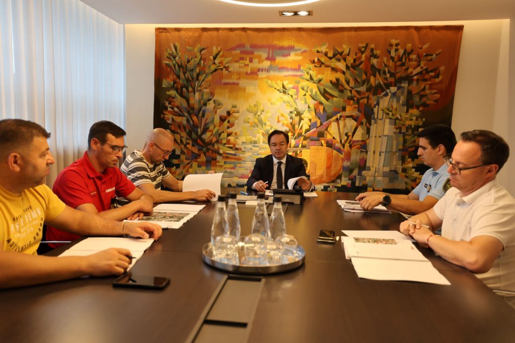 CÂMARA MUNICIPAL DE VIZELA PROMOVEU REUNIÃO DE SEGURANÇA E COORDENAÇÃO OPERACIONAL PARA AS FESTAS DA CIDADE 2026